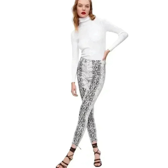 Zara Snake Skin Print High Rise High Waisted Raw Hem Skinny Jeans Size 6 - Picture 6 of 13